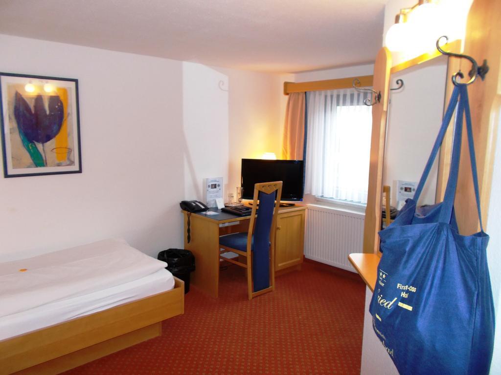 Monteurzimmer Thalfried รูห์ลา ห้อง รูปภาพ