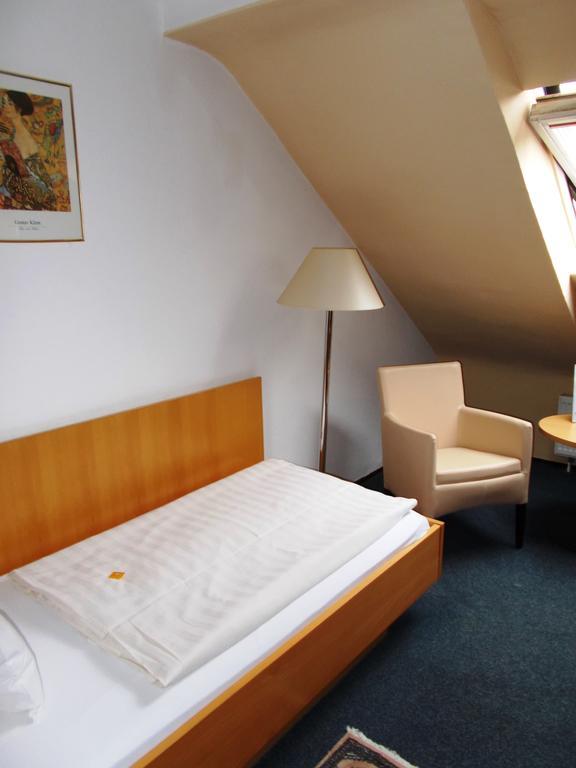 Monteurzimmer Thalfried รูห์ลา ห้อง รูปภาพ